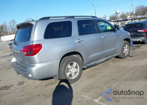2013 Toyota Sequoia Sr5 5.7L V8 from USA, damaged, VIN 5TDZY5G13DS048977